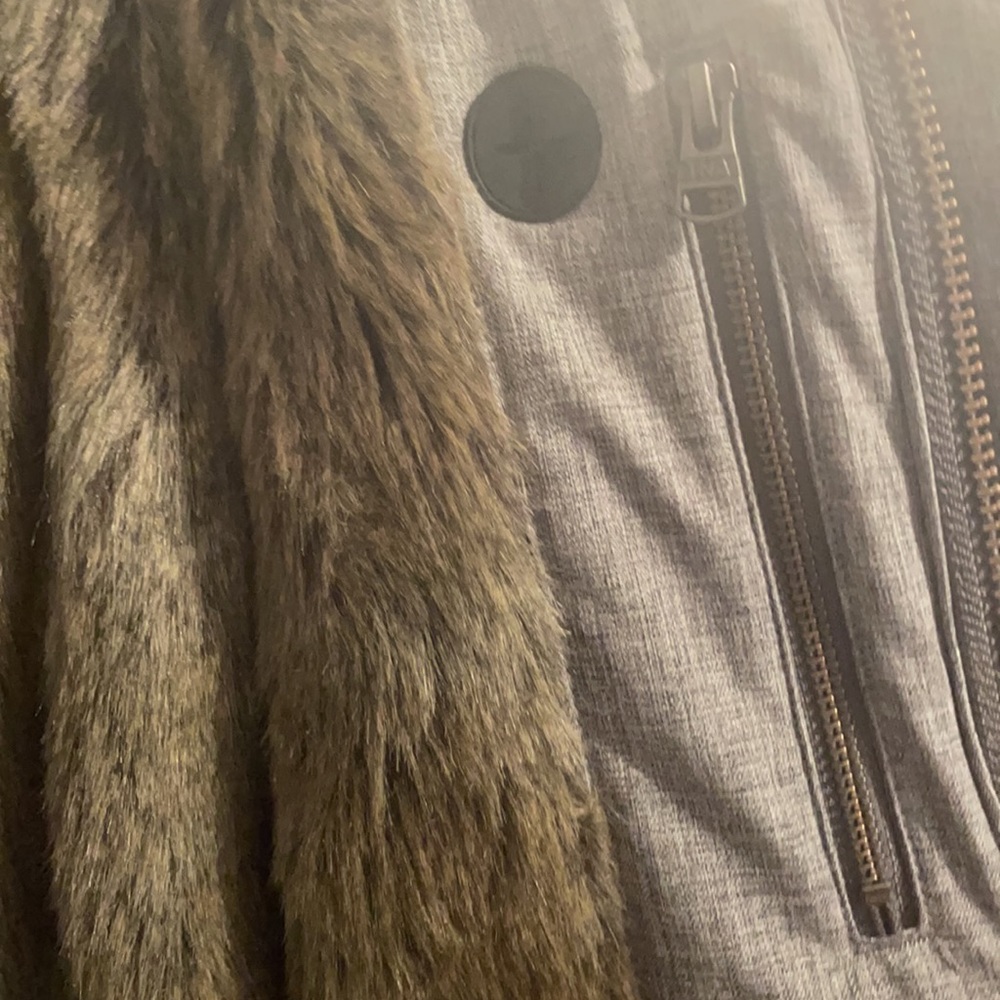Aritzia Tna Niseko Parka View 5